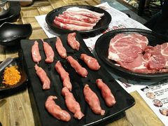 -哈哈碳都·牛肋条无限自助烤肉(台江万达店)