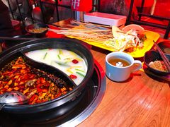 -串门邻居串串火锅(云南南路店)
