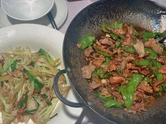 -费大厨辣椒炒肉(黄兴中心广场店)