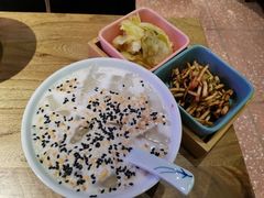 -怪噜范·老贵阳街头名小吃(数博万达店)