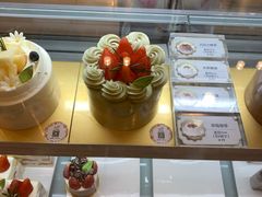 抹茶生日蛋糕-花花卷卷·鲜食蛋糕(静安久光百货店)