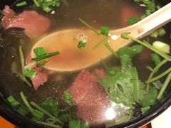 牛肉粉丝汤-鑫震源·苏式大虾生煎(山塘街店)