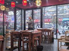 -老北京热气涮羊肉·小龙虾·烤鱼(呼玛路店)