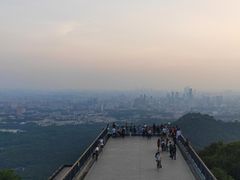 -紫金山山顶公园