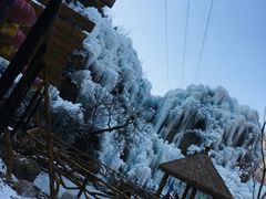 -大平台龙居瀑布旅游区