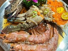 -明洞阿姨·韩式酱蟹烤肉·创意料理(三元桥店)