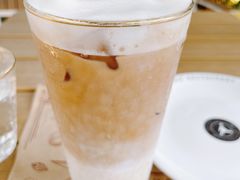 咖啡拿鐵-Mark&Mars Restaurant