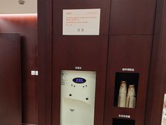 -爱康国宾体检中心(五角场万达广场分院)