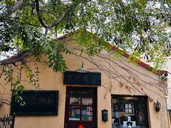 -荒岛书店(黄县路店)