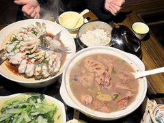 -老宅藕香·湖北菜·非遗藕汤·武昌鱼(黄鹤楼景观店)
