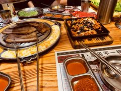 -青瓦炭韩潮烤肉(花园道店)