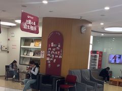 -雅悦齿科(顾村公园店)