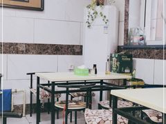 大堂-万盛园炖肉馆(云峰店)