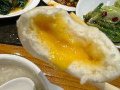 奶黄流沙包-小城粥道·海胆鲜虾粥(解放广场店)