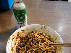 唯怡豆奶-花市豌杂面(民生路店)