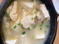 -关东小磨东北菜(上海长风大悦城店)