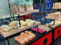 面包甜点陈列柜-华丰贺氏(福新西路店)