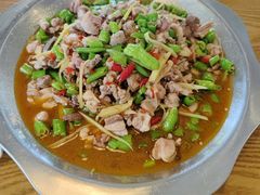 -兔行天下-鸿鹤鲜锅兔(中海国际店)