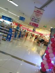 -孩子王游乐场(万达广场店)