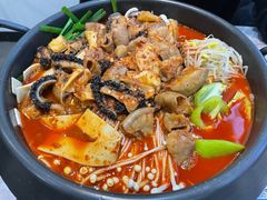 辣炒牛杂锅-屋里家延边朝鲜族冷面(梅林3店)