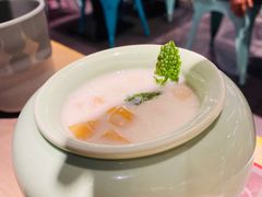 缤纷水果椰奶-弄堂小笼包(天津南开大悦城店)