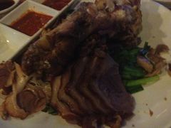 -牛信亭韩国料理·炭火烤肉(紫藤路店)