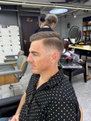 -藤野造型烫发染发