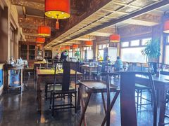 靠窗位-那家山城(樱桃园店)