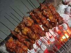 -梁记烤肉(三里庙小区店)