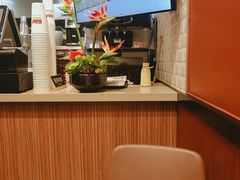 -The Habit Burger Grill 哈比特汉堡(爱琴海店)