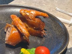 金牌乳鸽皇-大树餐厅(红旗街万达店)