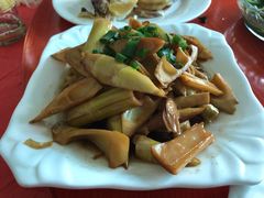 -凤嫂农家乐(梁弄店)