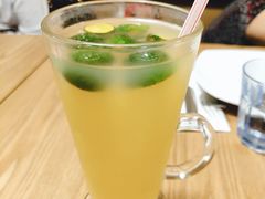-必胜客(百联又一城店)