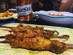 馕坑肉-乡村馕坑肉·烧烤·新疆菜·本地人更爱吃(阿勒泰首店)
