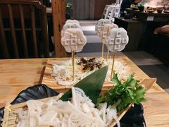 -湊湊火锅·茶憩(杭州湖滨银泰in77店)