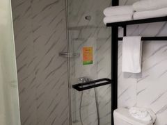 -上海怡沁园度假酒店