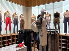 店内环境-lululemon(新天地店)