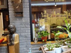 -苹果树下艺术餐厅(宋庄店)