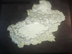 -巴音郭楞蒙古自治州博物馆