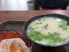 -万红路羊汤烧饼店(将台路店)