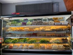 自助取餐区-万记麻辣烫国展总店