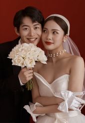 -易摄影婚纱摄影工作室