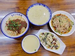 -雪琴面馆富安特色鱼汤面(城中花园店)