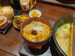 -银米·云南传统过桥米线(双廊黑金冠店)