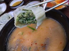 饺子-神仙雪浓汤(明洞店)