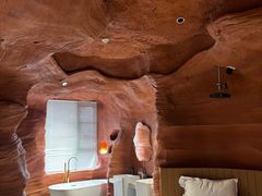 -幸栖洞穴设计酒店(成都春熙路店)