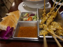 -Dang restaurant (patong phuket)