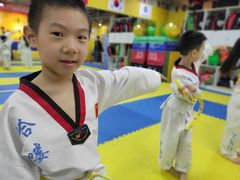 -哈喽实战跆拳道·跳绳·体能(慈云寺馆)