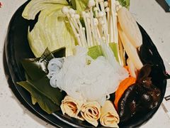 -三江源活鱼现烤(维多利摩尔城店)