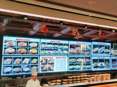 -八府香鸭·啫啫煲(华山路店)